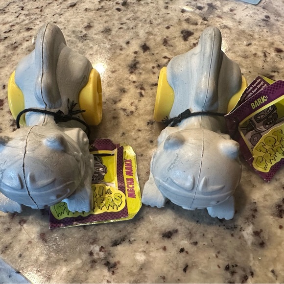 Set of 2 Bark Box Brand Chew Toys for Dogs - Picture 2 of 3